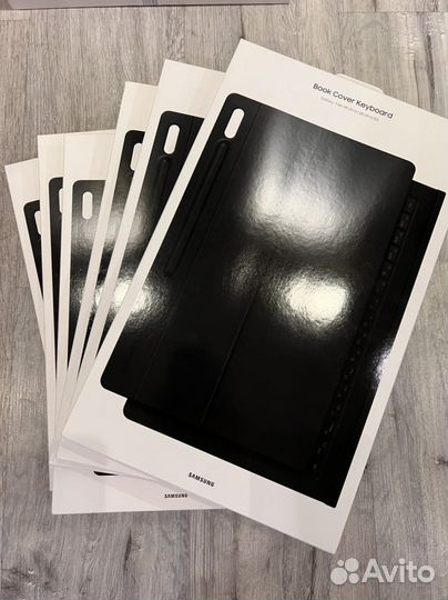 Чехол клавиатура Samsung Galaxy tab S8 ultra