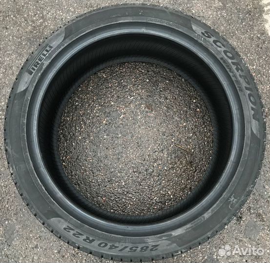 Pirelli Scorpion Winter 325/35 R22 и 285/40 R22