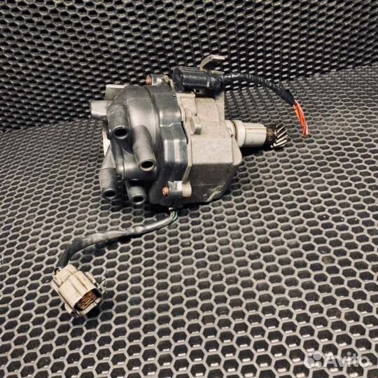 Распределитель зажигания Mazda 626 1991