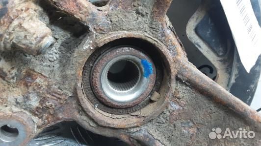 Ступица передняя левая volvo V70 3 (94Y12K901)