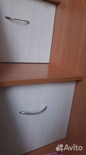 Двухъярусная кровать
