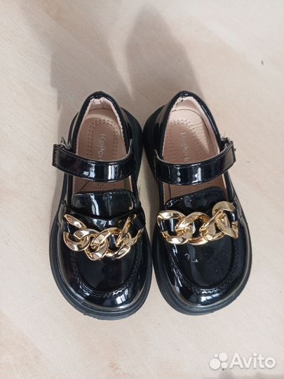 Продам туфли на девочку 25р