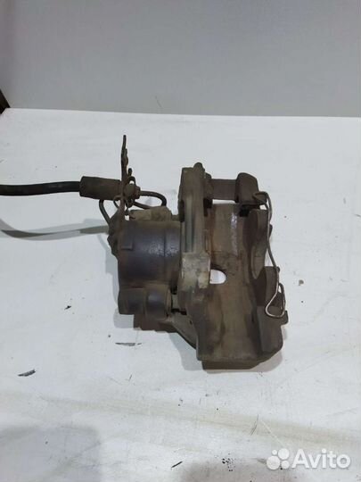 Суппорт передний Audi A6 C5 левый