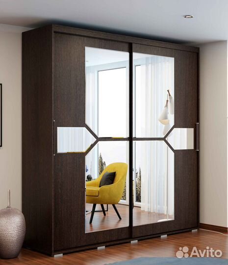 Шкаф купе вместительный