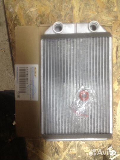 Радиатор отопителя Hilux Surf 185