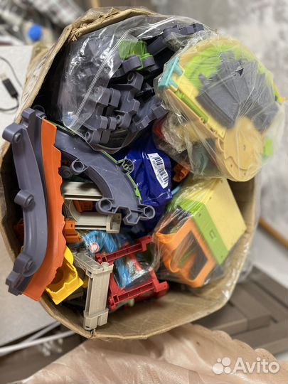 Коробка с рельсами и комплектующими Чаггингтон