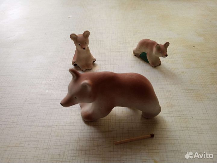 Статуэтка фарфор