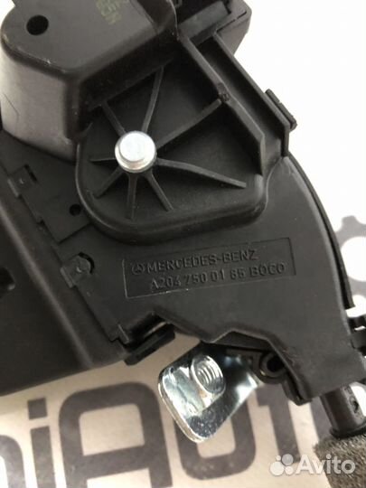 Замок багажник Mercedes C-Class,W204