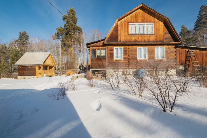 Дом 77 м² на участке 12,8 сот.