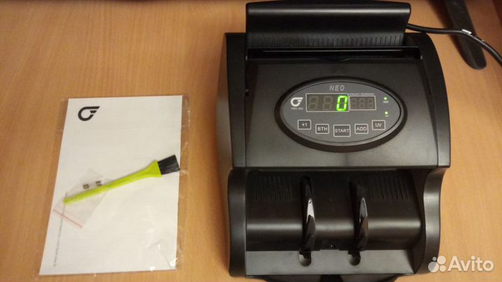 Счетчик банкнот PRO-40 U NEO