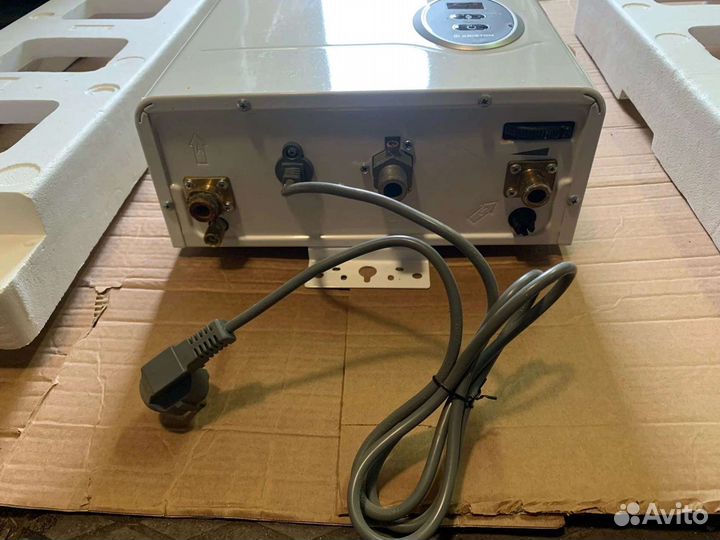 Газовый проточный водонагреватель