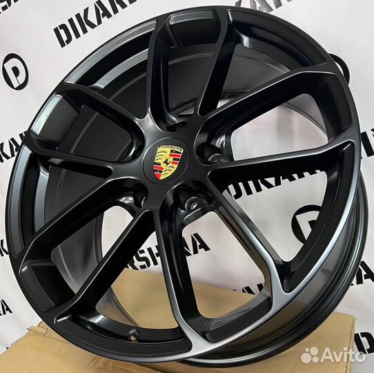 Диски Porsche Cayenne Coupe Порше Кайен Купе R22