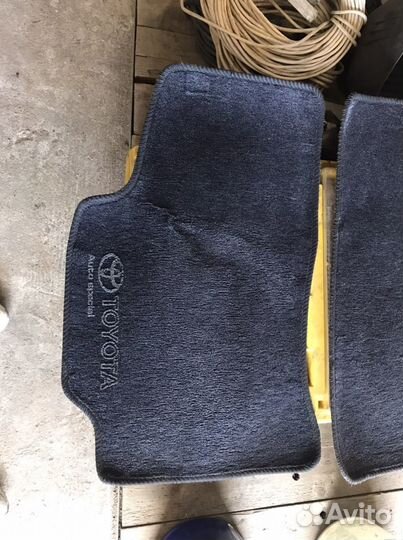 Автомобильные коврики ворсовые