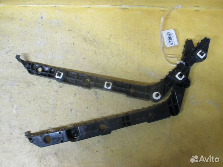 Кронштейн бампера задний Nissan Sylphy TB17