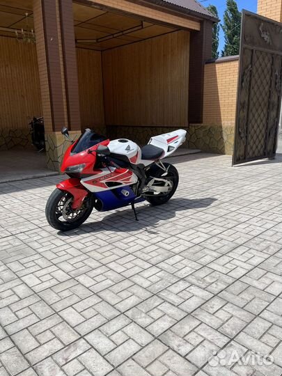 Хонда SBR 1000RR