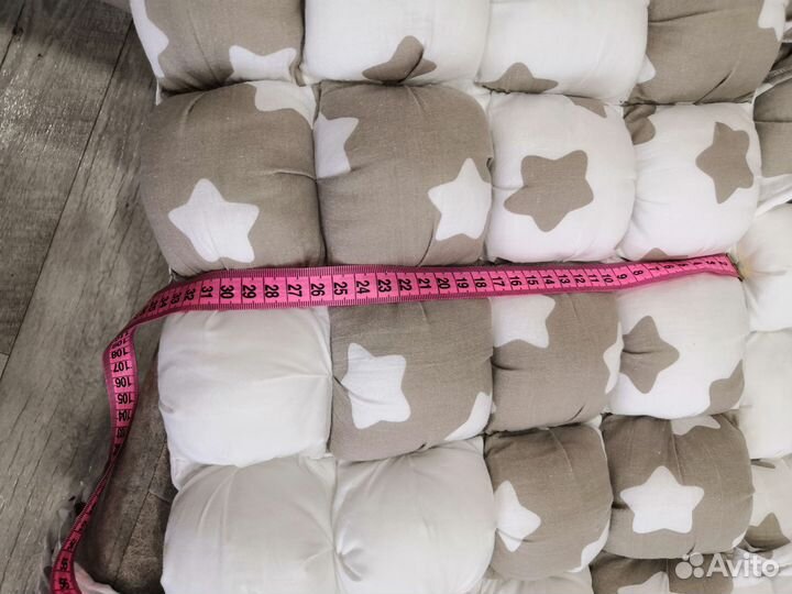 Бортики бомбон в кроватку