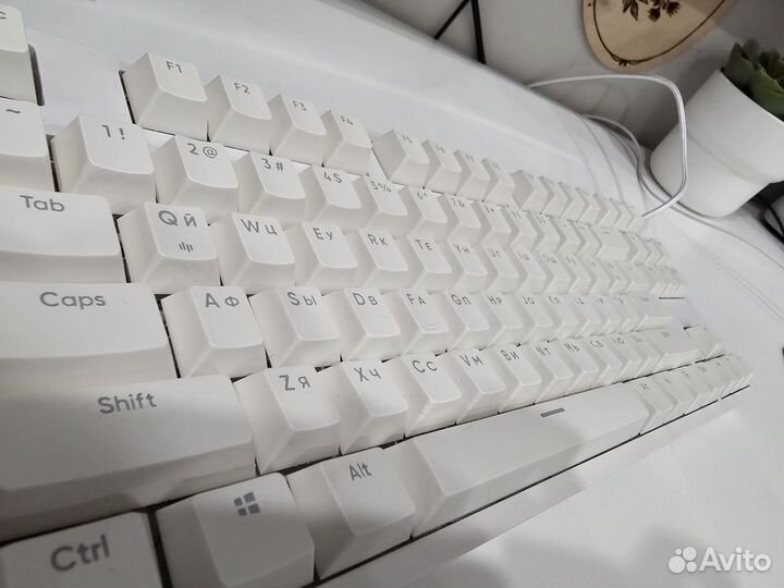 Клавиатура Red Square Keyrox TKL Classic RSQ-20021