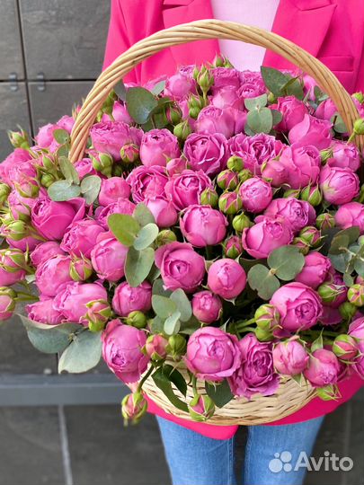Роза пионовидная корзина роз премиум доставка