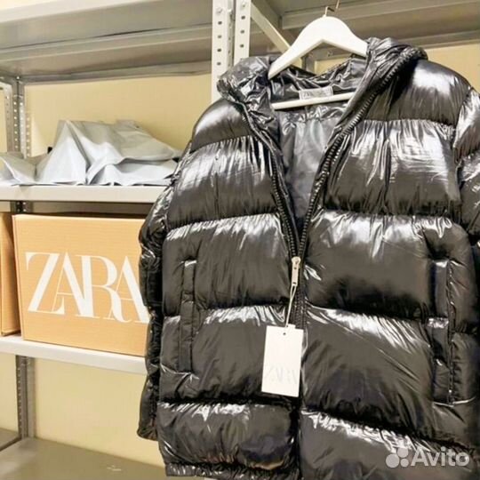 Пуховик Zara x Moncler