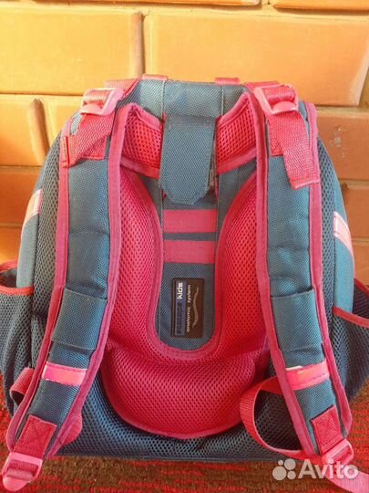 Рюкзак школьный для девочки б/у