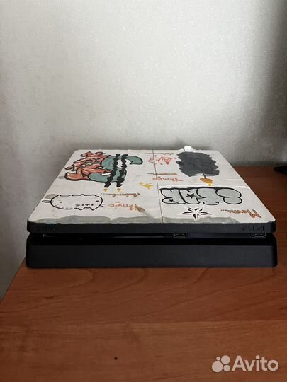 Продам PlayStation 4 на 1тб