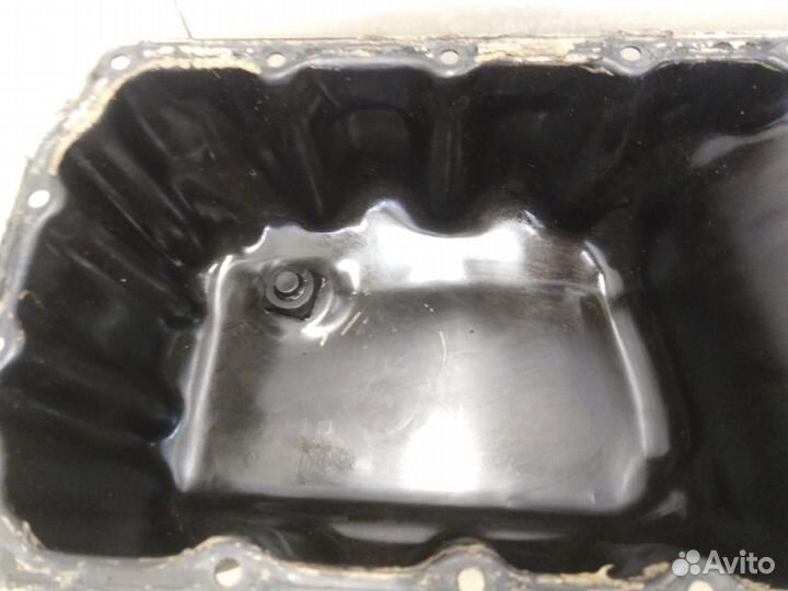 Поддон масляный двигателя C4 2005-2011