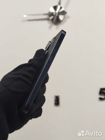 iPhone 15 Pro, 128 ГБ