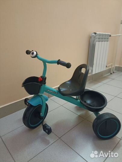 Детский трехколесный велосипед
