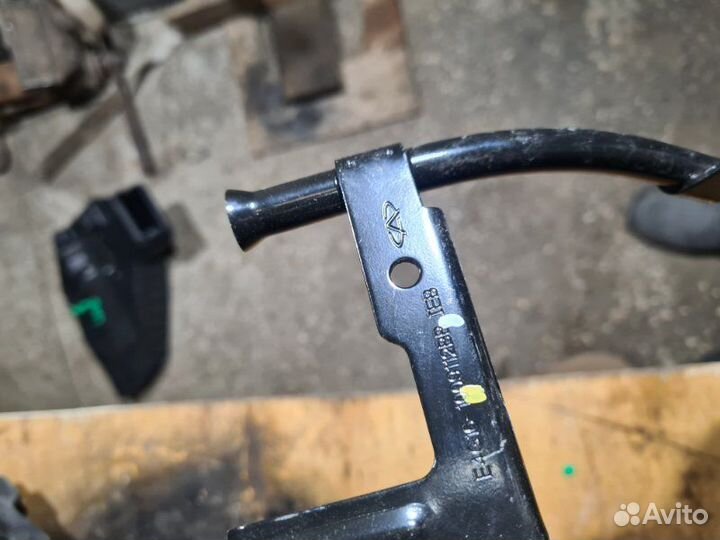 Направляющая масляного щупа Chery Tiggo 2020