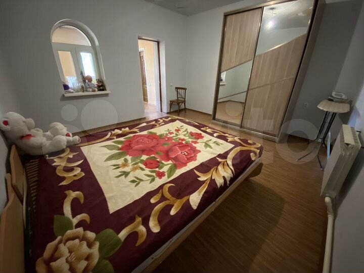 Комната 20 м² в 4-к., 1/1 эт.