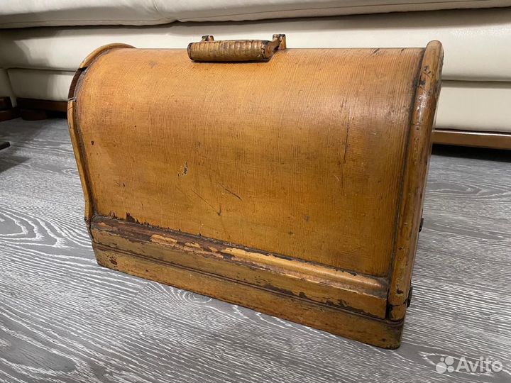 Швейная машина singer