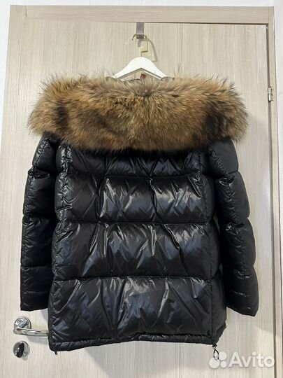 Пуховик женский