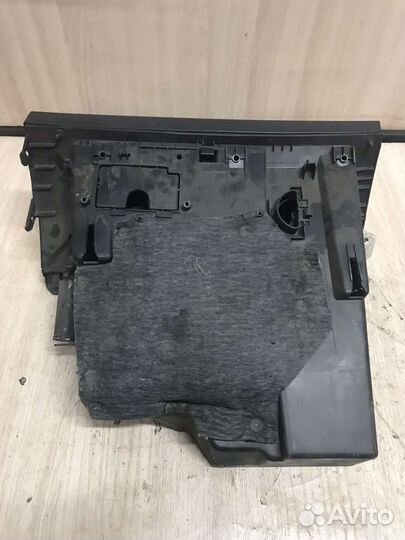 Бачок Peugeot 408