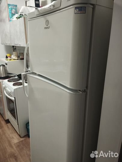 Холодильник бу