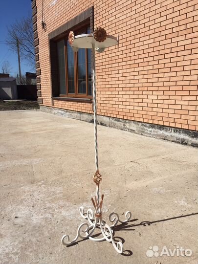 Подставки для цветов