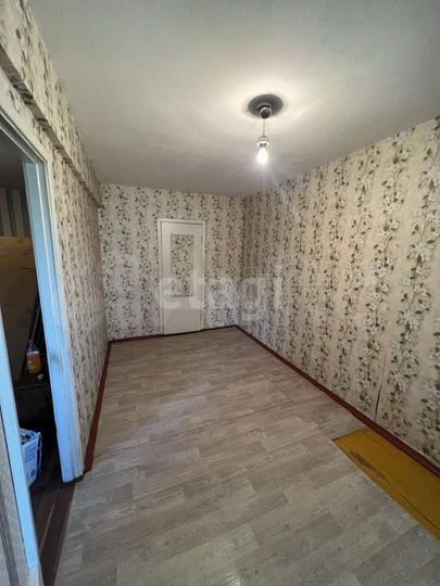 3-к. квартира, 55 м², 2/5 эт.