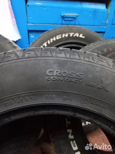 Continental CrossContact LX25 215/65 R16 98H