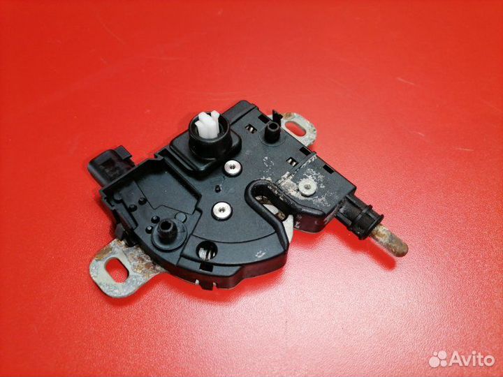 Замок капота Ford Focus CB4 qqdb 2008