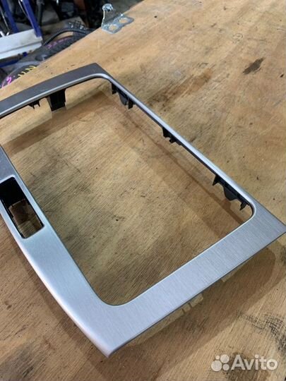 Рамка магнитолы Volkswagen Passat B7 2011-2015