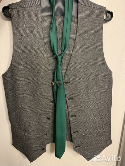 Костюм мужской