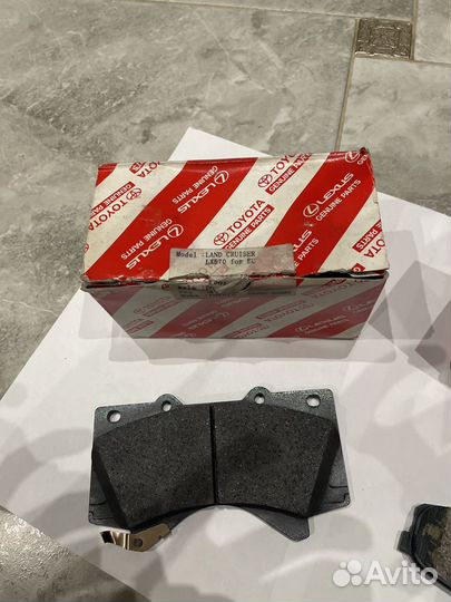 Тормозные колодки toyota land cruiser 200