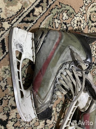 Хоккейные коньки bauer