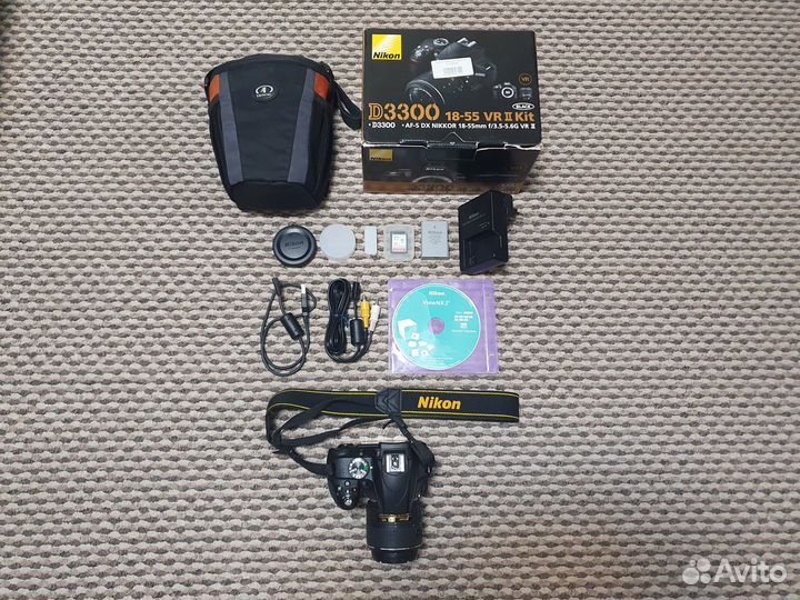 Зеркальный фотоаппарат Nikon D3300 (18-55 VR II)