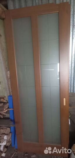 Дверь деревянная