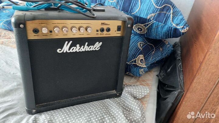 Гитарный комбоусилитель marshall