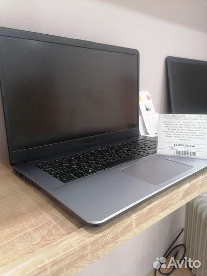 Ноутбук Asus vivoBook