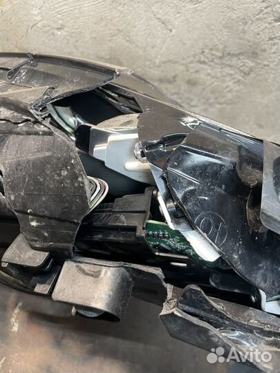 Фара левая на запчасти Hyundai Sonata NF8 22г