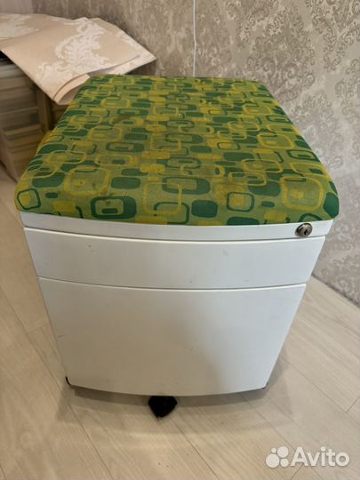 Тумба металлическая