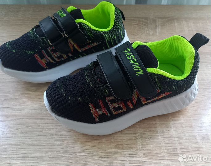 Кроссовки летние детские