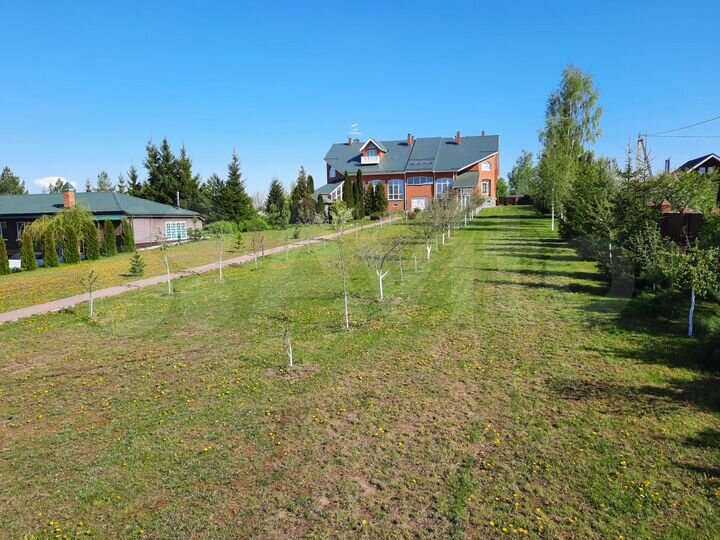 Домовладение 2 га, дом 574 м²